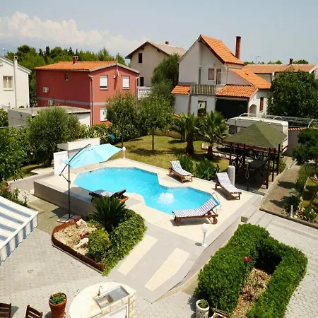 Luxurious In With Swimming Pool Villa