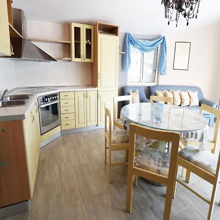 Villa Luxurious In With Swimming Pool *